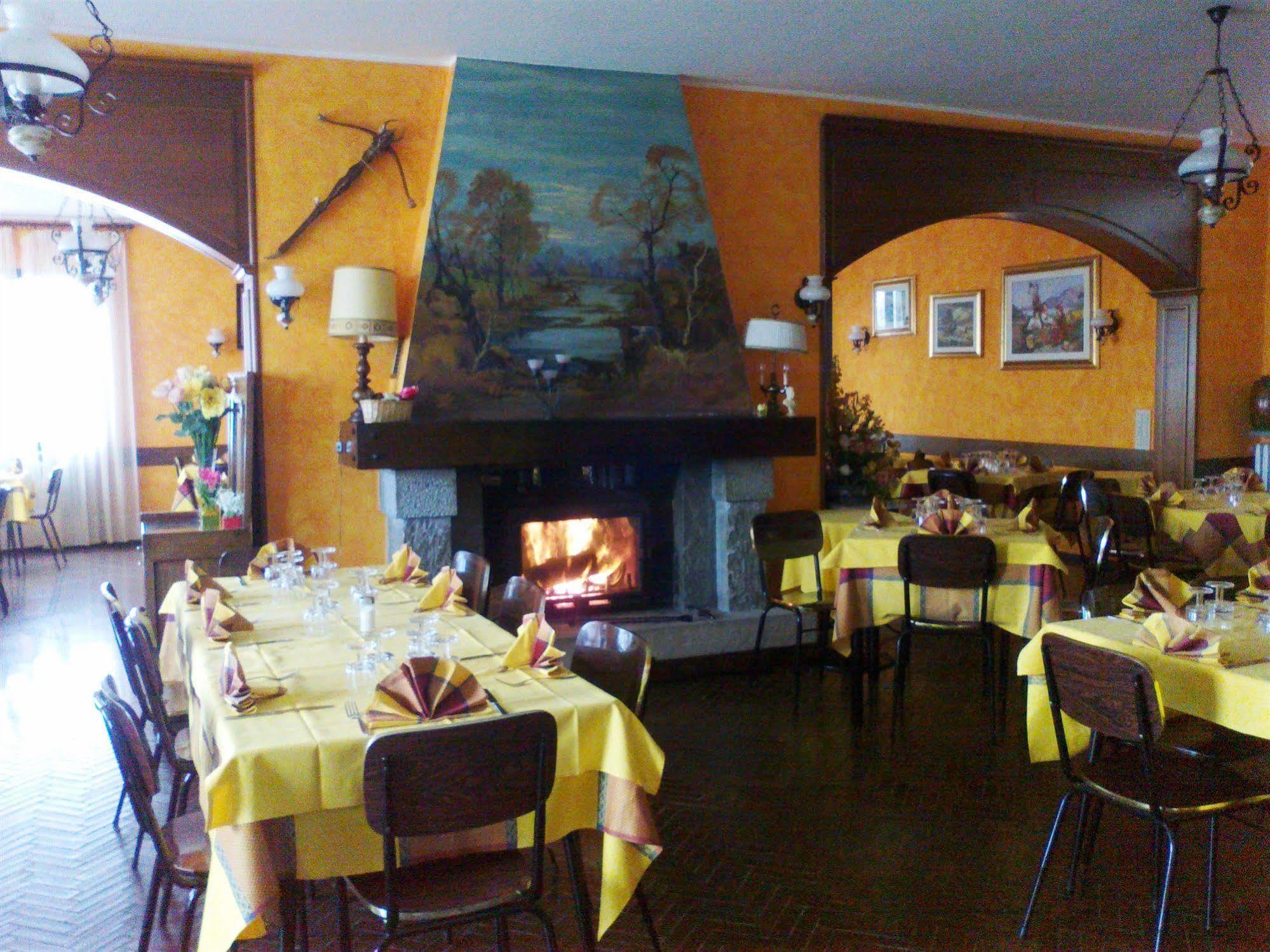 Hotel La Capannina Massino Visconti Eksteriør bilde